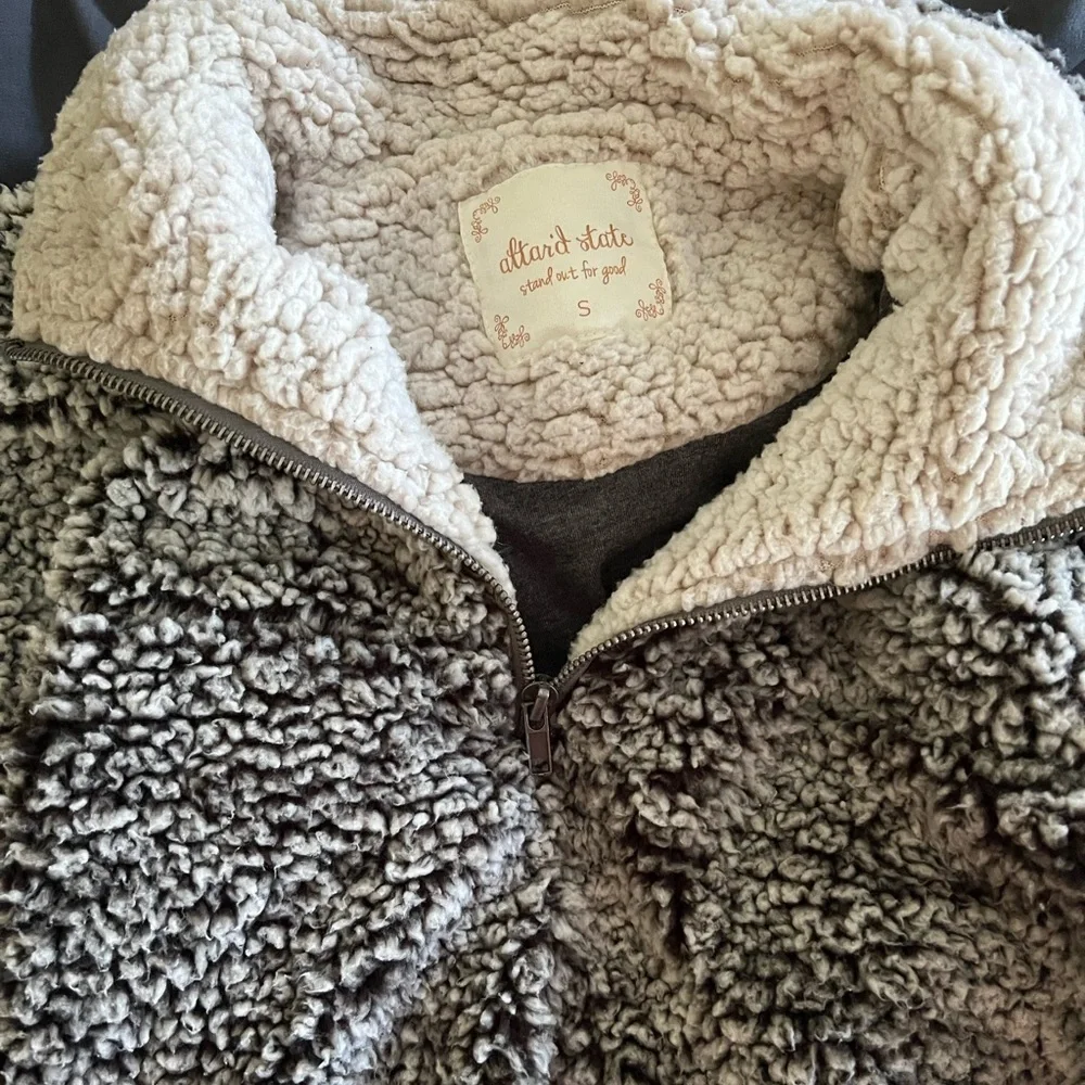 Altar’d State Sherpa Pullover - Picture 5 of 7